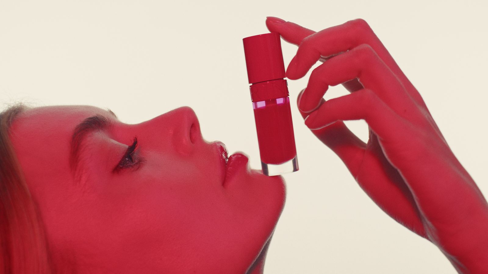 CLARINS - ICONIC RED